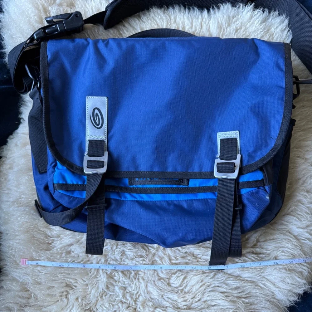 Timbuk2 Command Laptop TSA-Friendly Messenger Bag Navy and Black
